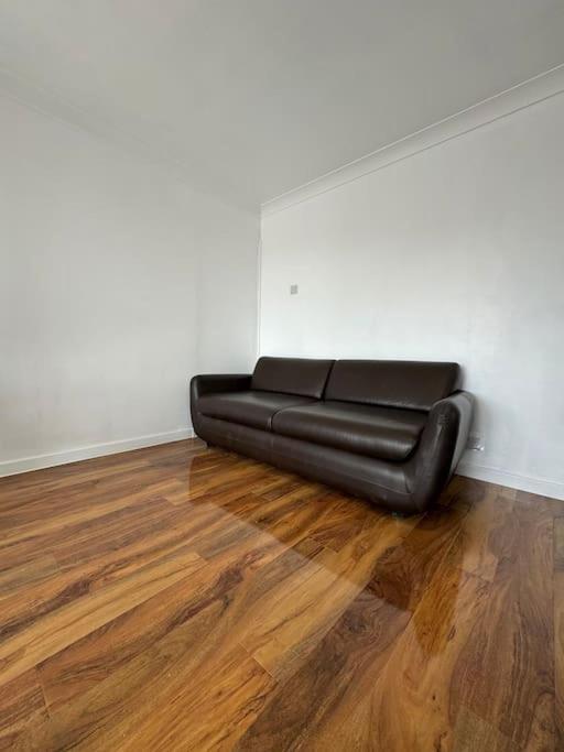 Flat On High Street Apartment Saltdean Екстериор снимка